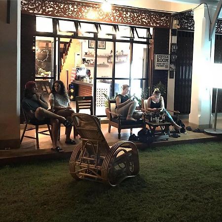 Barandbed Urt Hostel Surat Thani Exterior photo