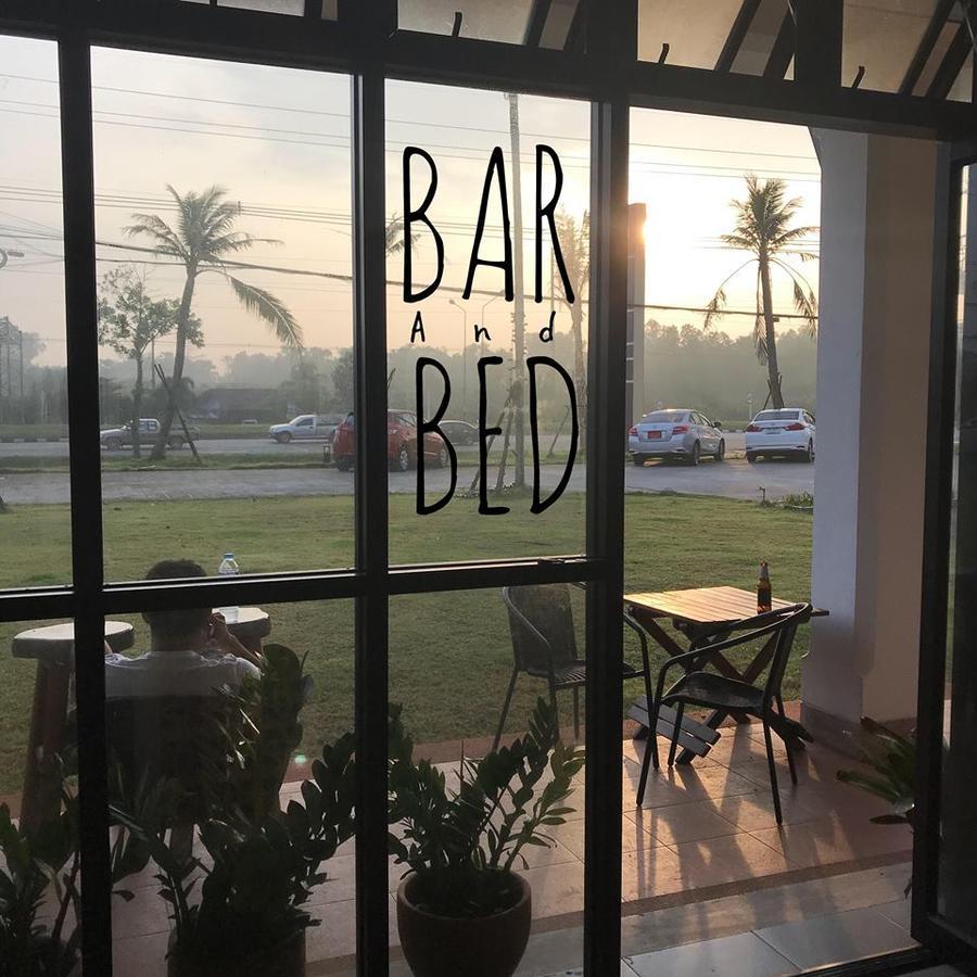 Barandbed Urt Hostel Surat Thani Exterior photo